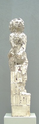 Weie II, 2003, h: 69 Ziegel, engobiert, 1 400 Euro